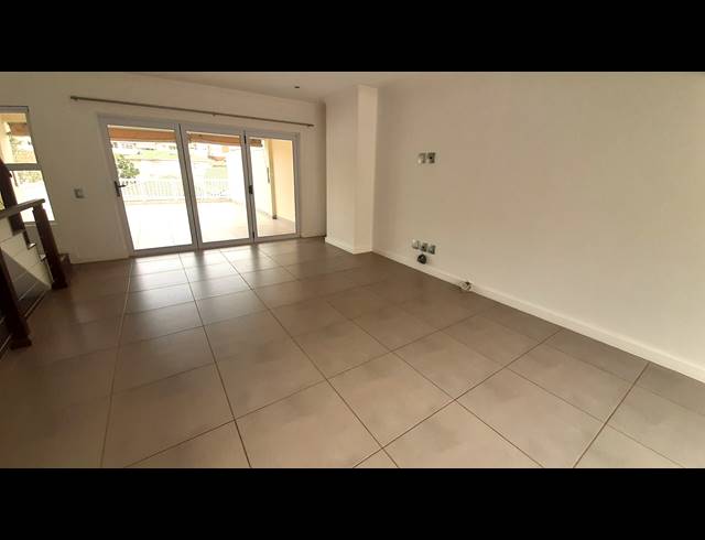 3 BEDROOM DUPLEX TO LET IN KINDLEWOOD ESTATE